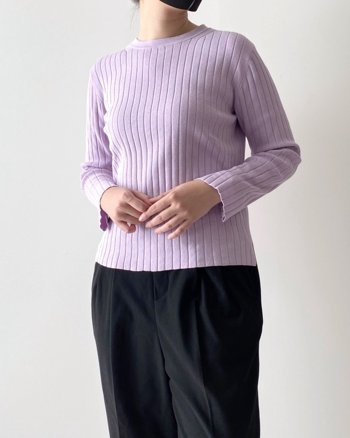 無印良品のおすすめアイテム「婦人 大豆繊維を使ったリブクルーネックセーター」