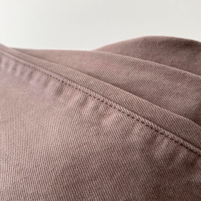 ユニクロのおすすめカラージーンズ「ハイウエストストレートカラージーンズ」