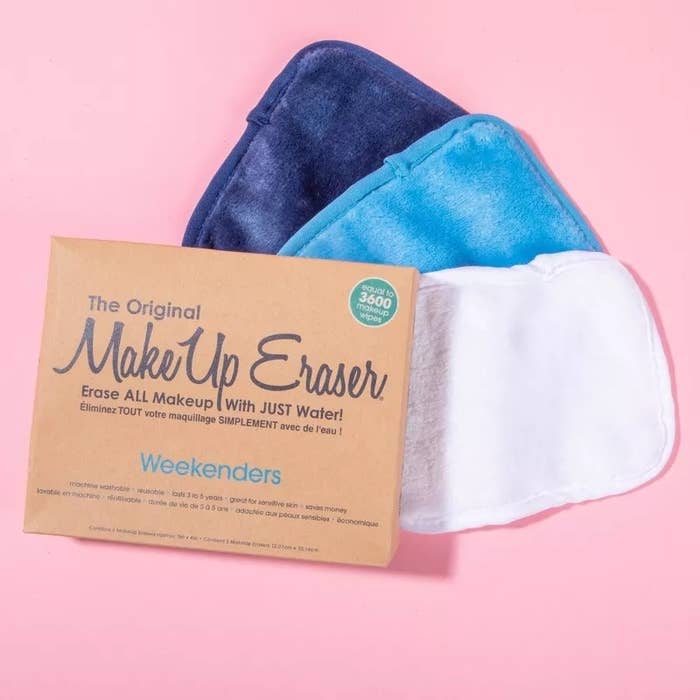 three MakeUp eraser soft cloth pads in dark blue, light blue and white