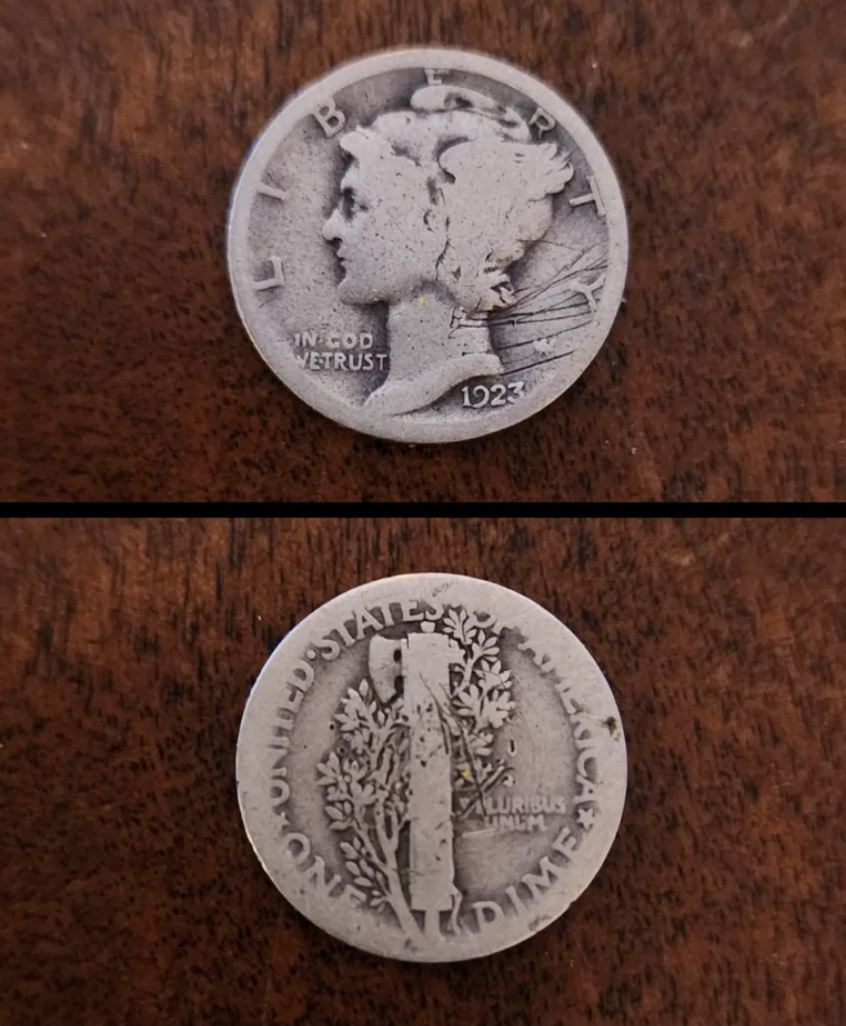 Front and back of a worn 1922 &quot;Liberty&quot; dime, featuring a profile and an eagle