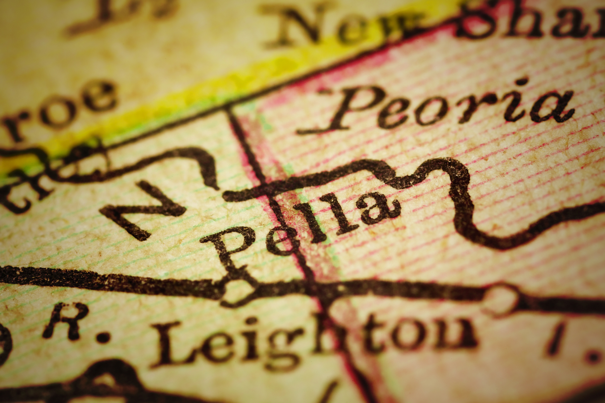 Close-up of a map highlighting the names &quot;Peoria&quot; and &quot;Pella&quot; with surrounding geographical details