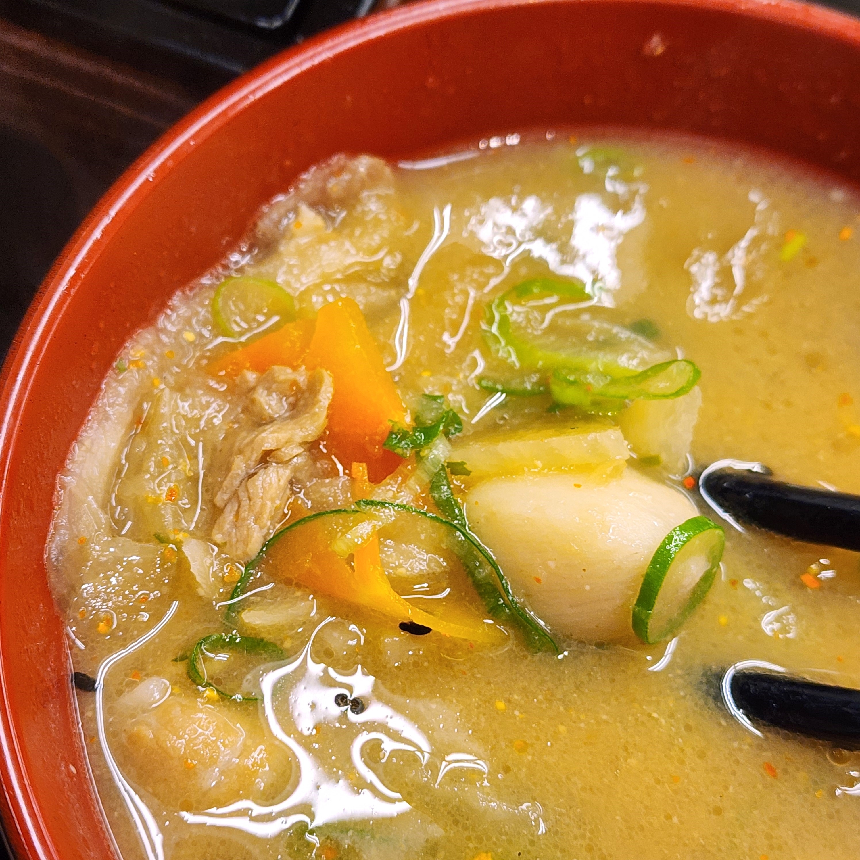 吉野家のおすすめフード「鉄板牛カルビ定食」