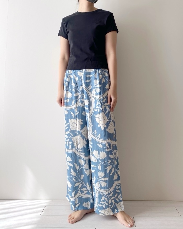 ユニクロのおすすめボトムス「イージーパンツ」