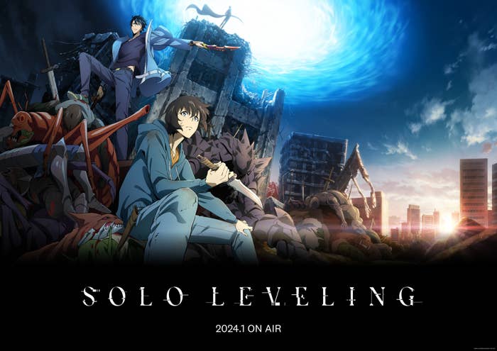 Póster de "Solo Leveling" con personajes animados sobre ruinas de ciudad y un monstruo al fondo. Estreno en aire 2024.1