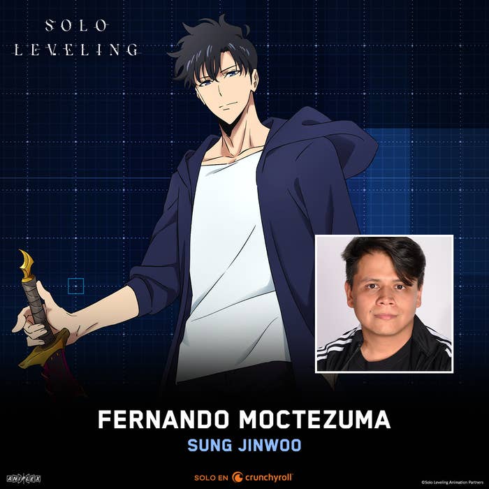 Imagen promocional de Fernando Moctezuma interpretando a Sung Jinwoo en "Solo Leveling", vistiendo chaqueta casual
