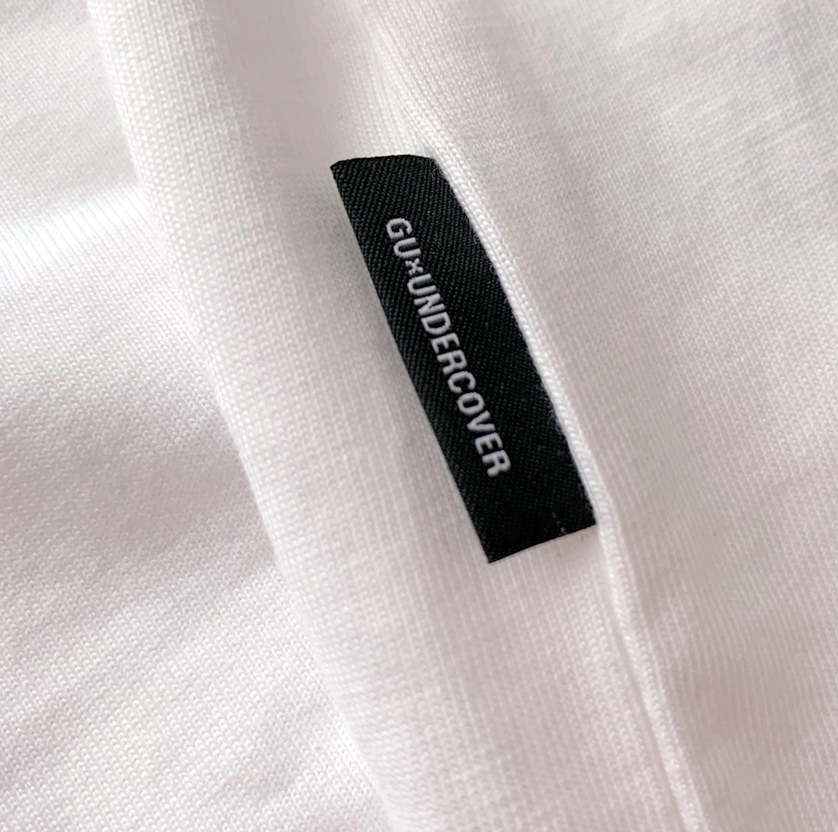 GU(ジーユー)のオススメアイテム「グラフィックT(5分袖) UNDERCOVER 3」