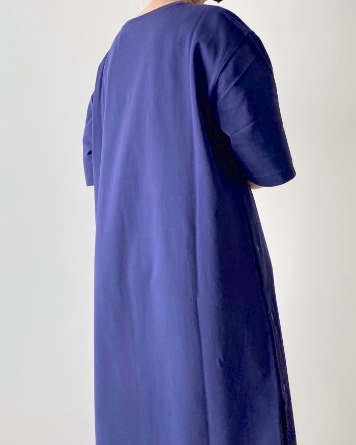 ユニクロのおすすめファッションアイテム「クレープコットンスナップワンピース（半袖）」