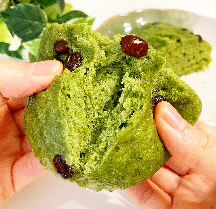FamilyMart（ファミリーマート）の新商品「よもぎ蒸しぱん」