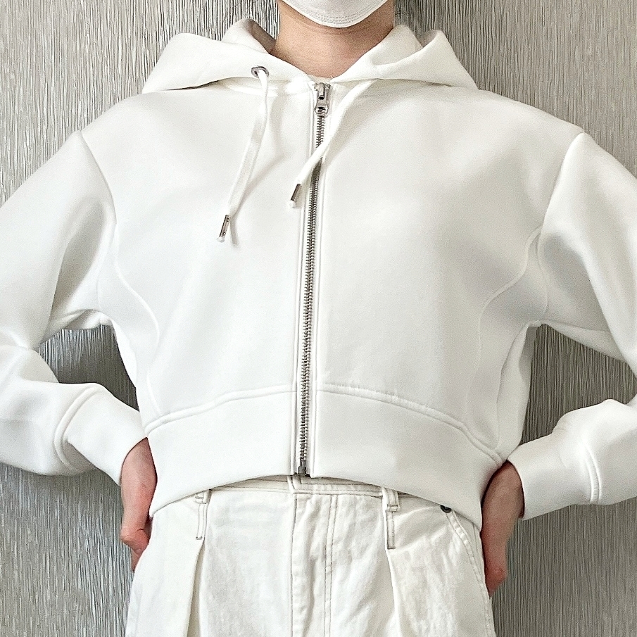 GU（ジーユー）のおすすめパーカー「ダブルフェイスフルジップパーカ（長袖）Q+E」