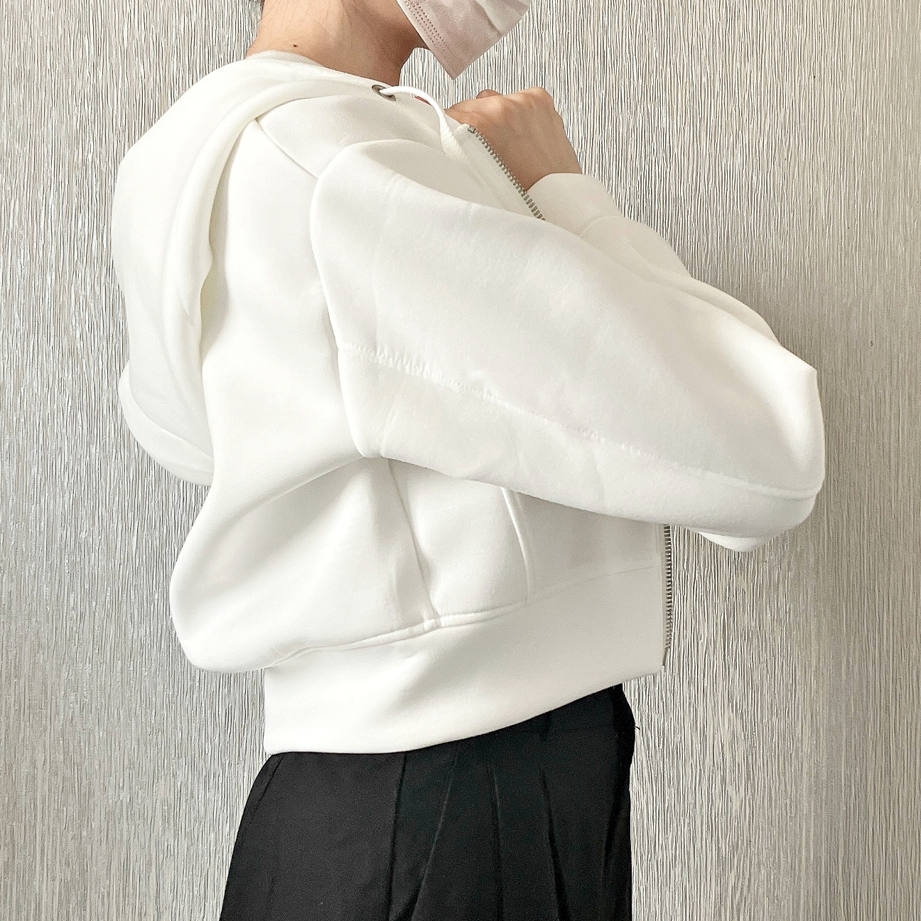 GU（ジーユー）のおすすめパーカー「ダブルフェイスフルジップパーカ（長袖）Q+E」