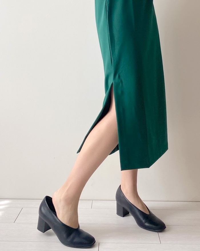 ユニクロのおすすめアイテム「クレープジャージーワンピース（ノースリーブ）」