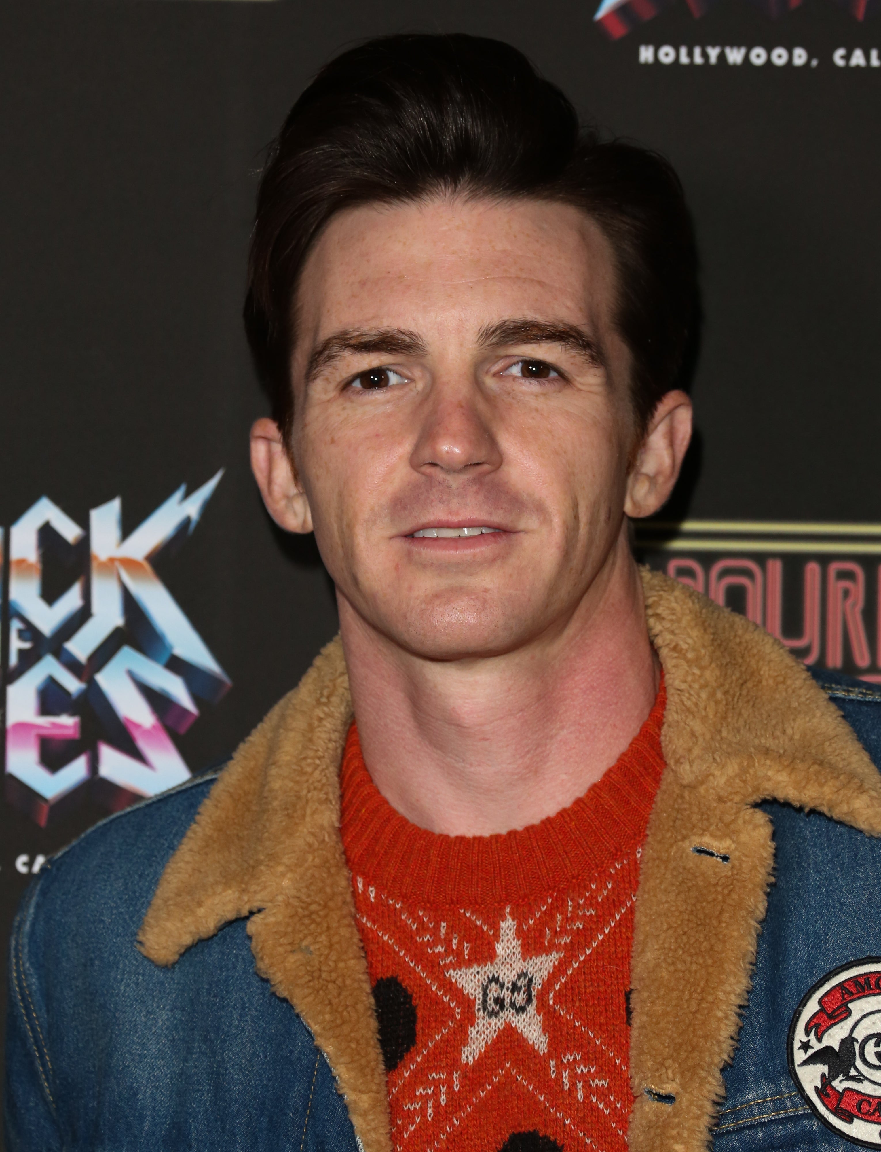Closeup of Drake Bell on the red carpet