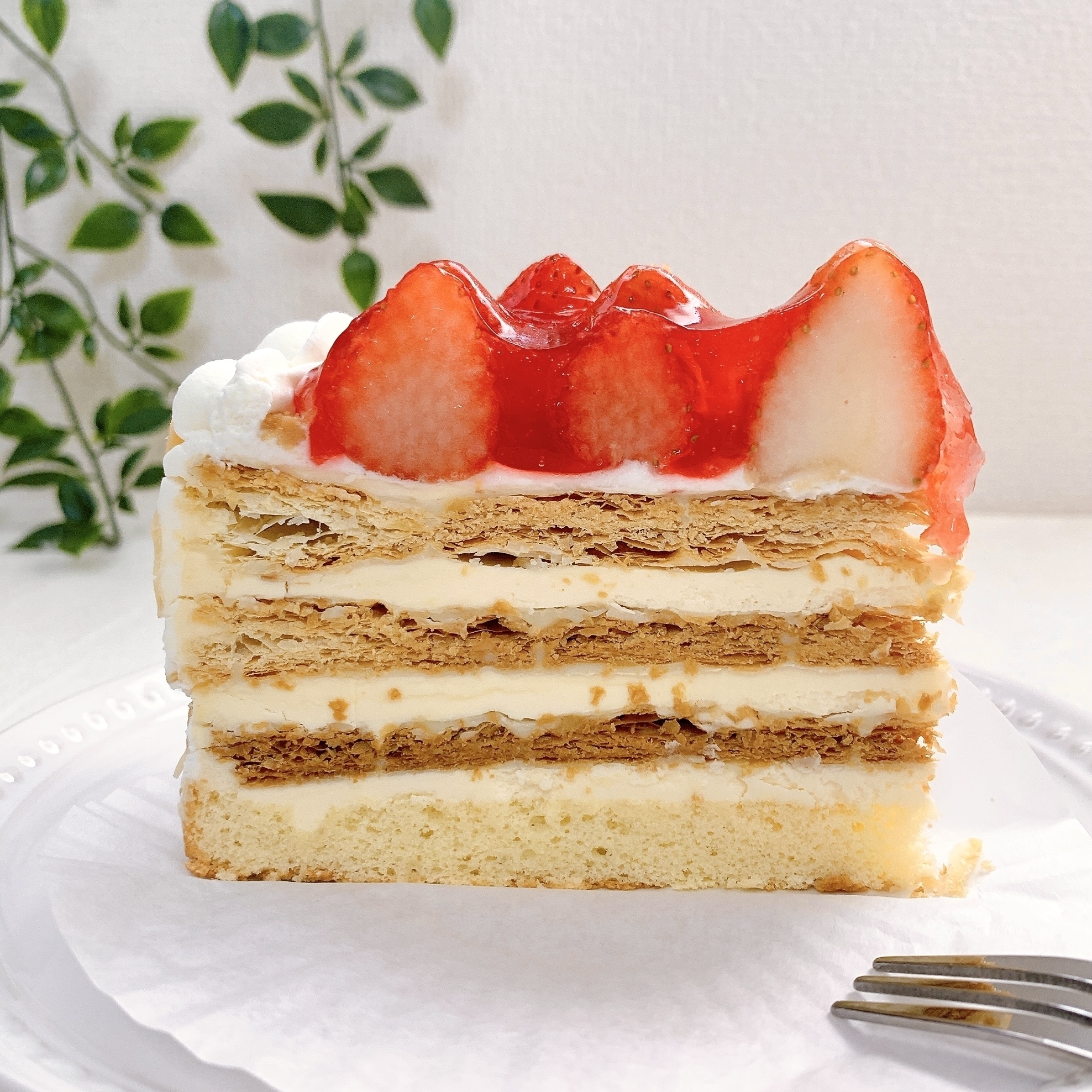 コージーコーナーのおすすめケーキ「贅沢ナポレオンパイ~サクサク仕立て~」