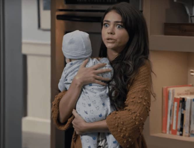 Sarah Hyland on &quot;Modern Family&quot; holding a baby and looking scared