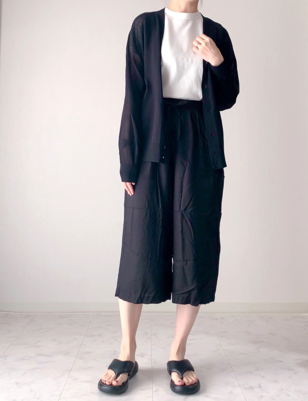 ユニクロのおすすめボトムス「レーヨンリラコ」