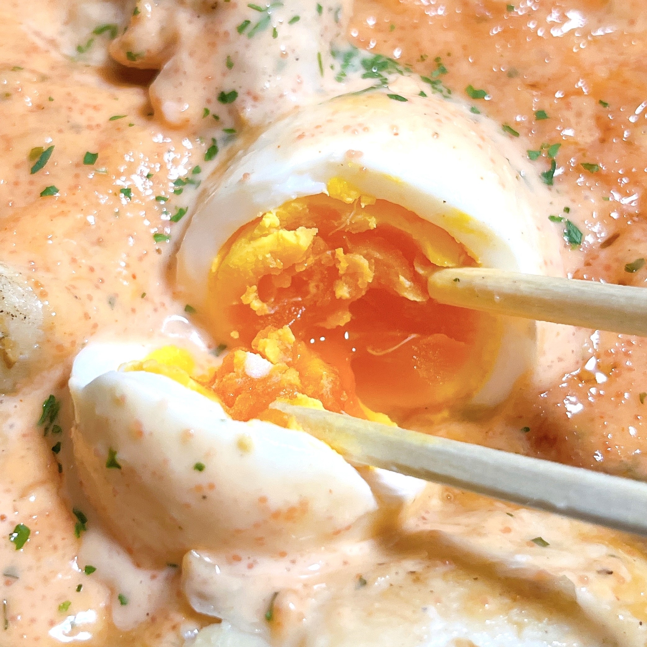 松屋のオススメのフード「たっぷり明太タルタルチキン定食」