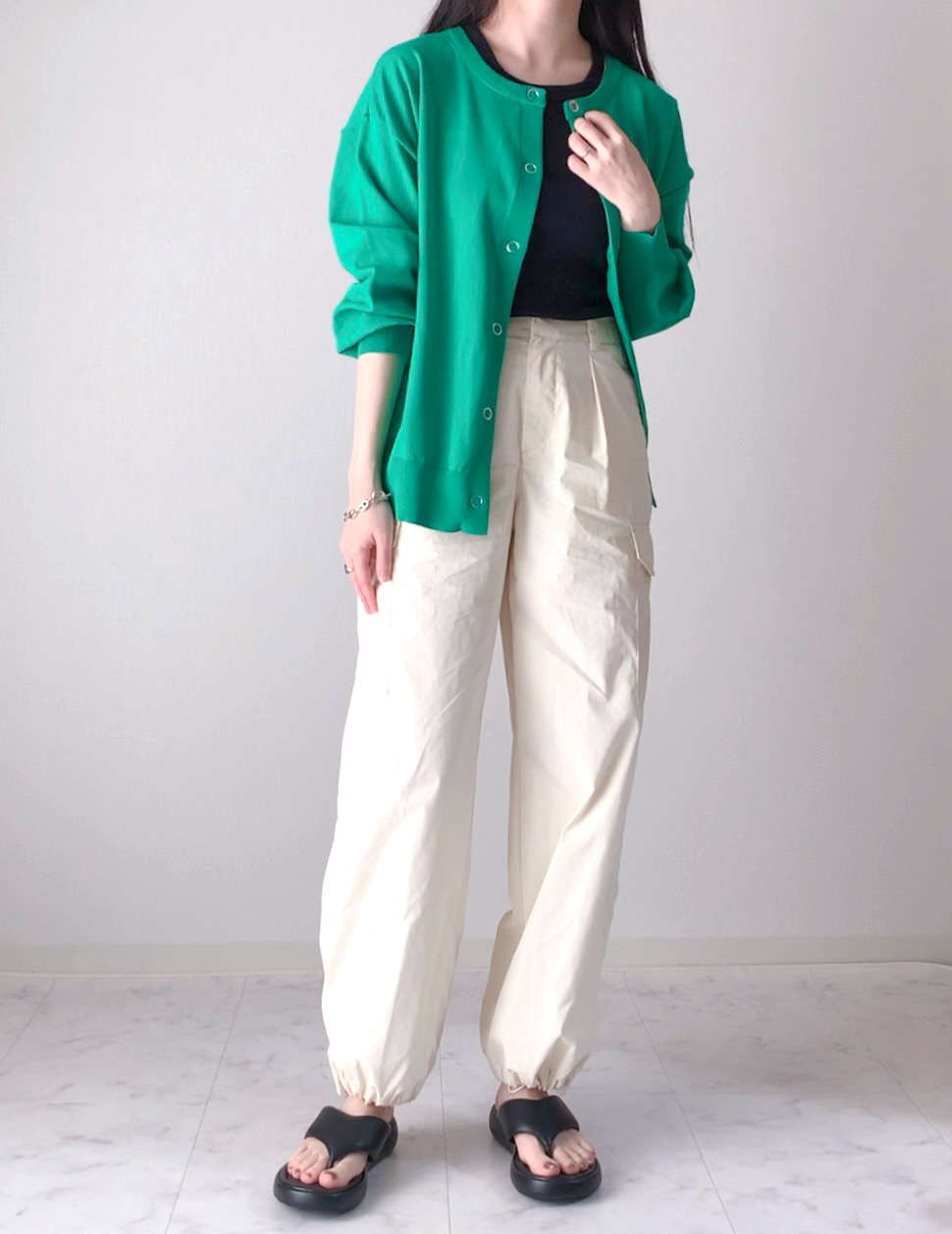 しまむらのおすすめのレディースアイテム「レディース ニットカーディガン(近藤千尋)」