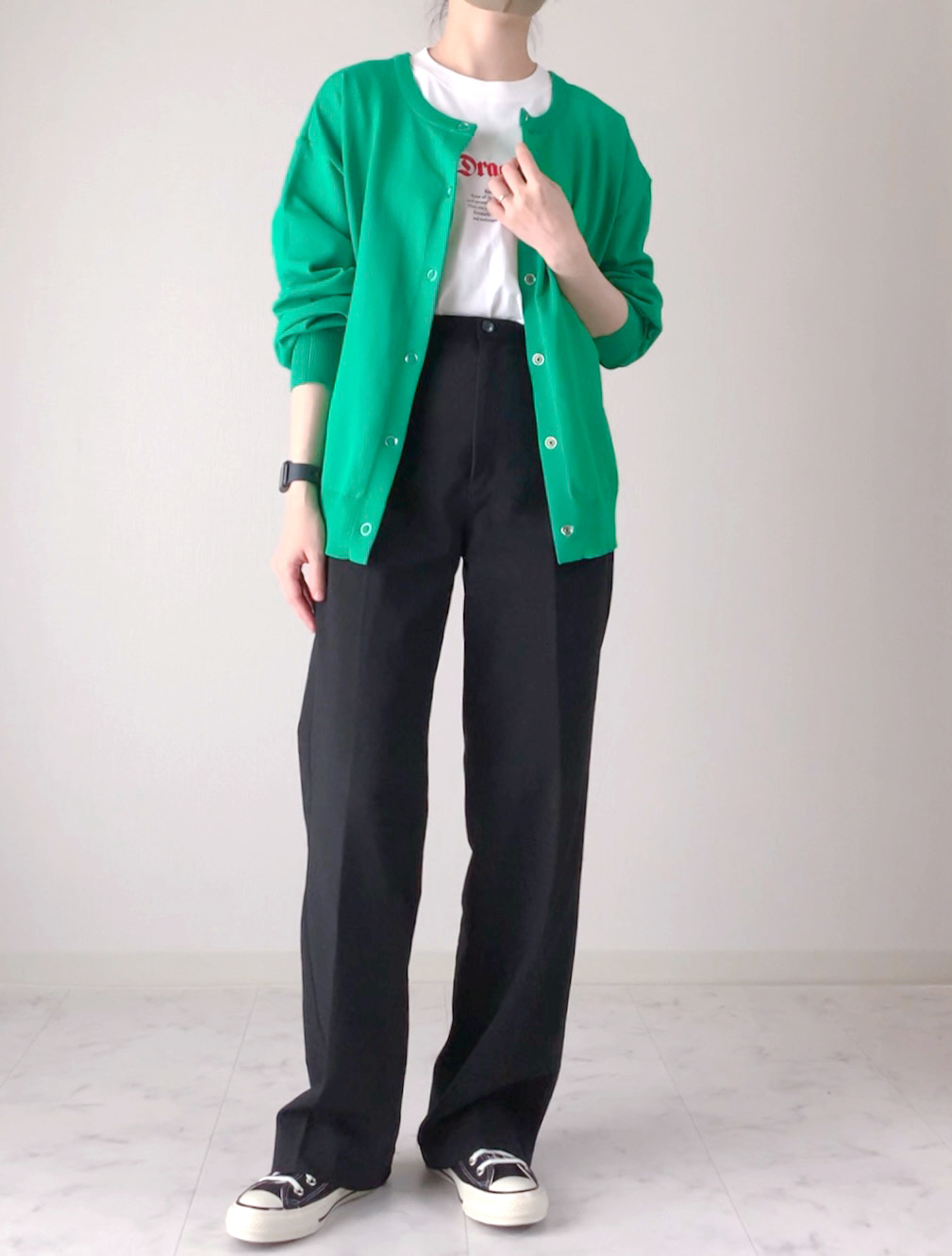 しまむらのおすすめのレディースアイテム「レディース ニットカーディガン(近藤千尋)」