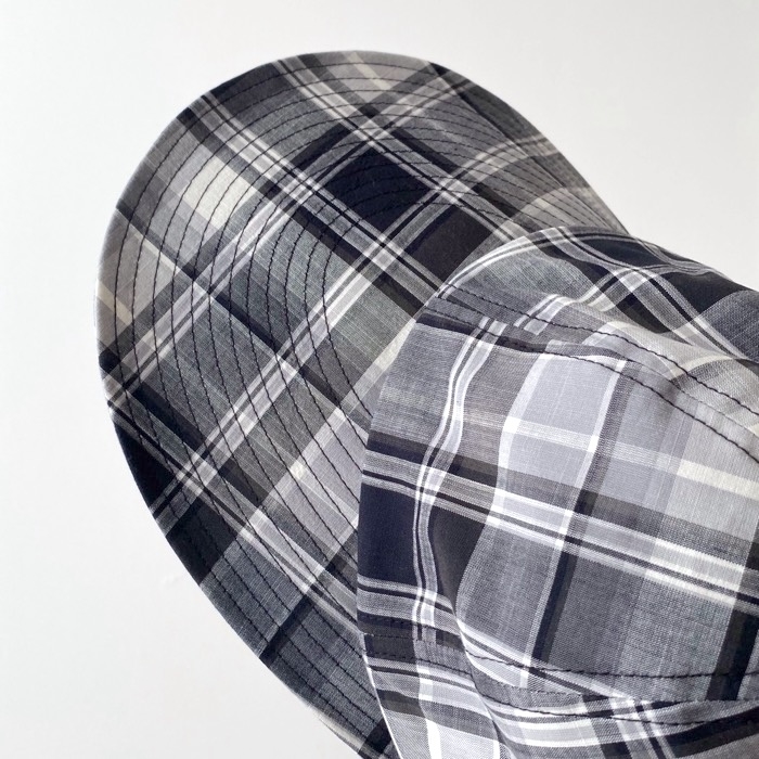 UNIQLO（ユニクロ）のおすすめキャップ「UVカットロングブリムキャップ」