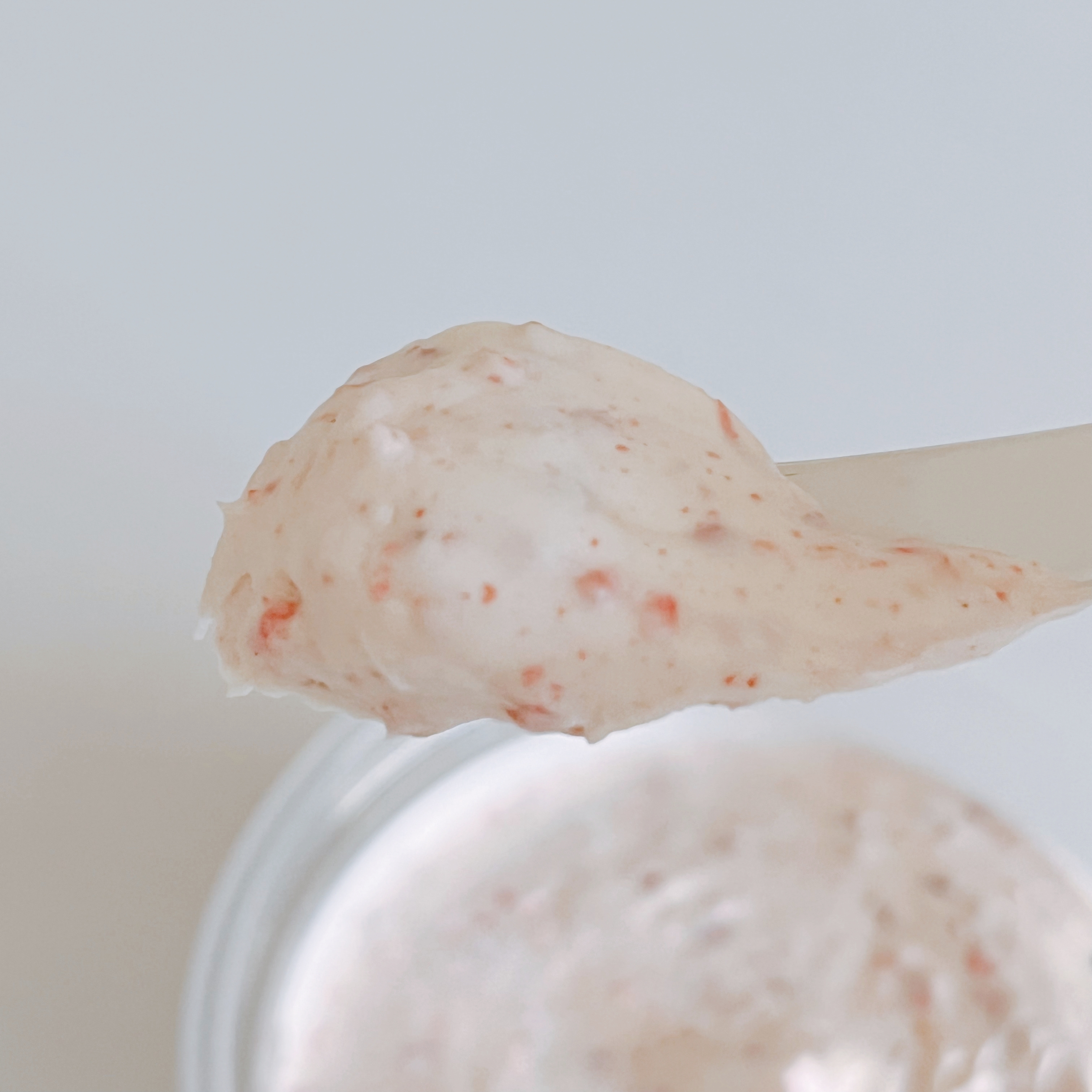 カルディのオススメフード「いちごホイップクリーム」