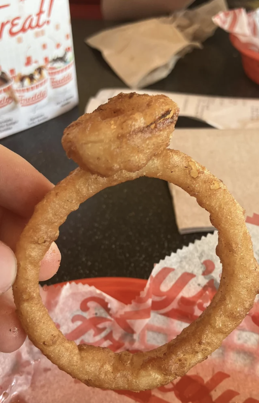 onion ring that is in the shape of a diamond ring