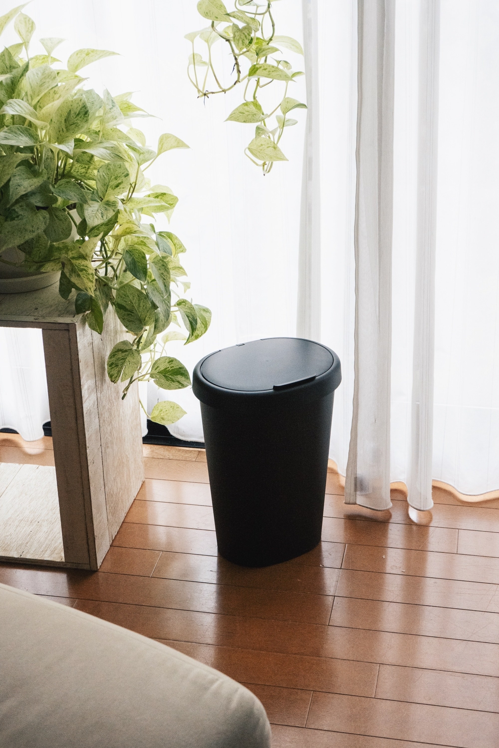 IKEAのオススメゴミ箱「HÖLASS ホーラス ふた付きゴミ箱」