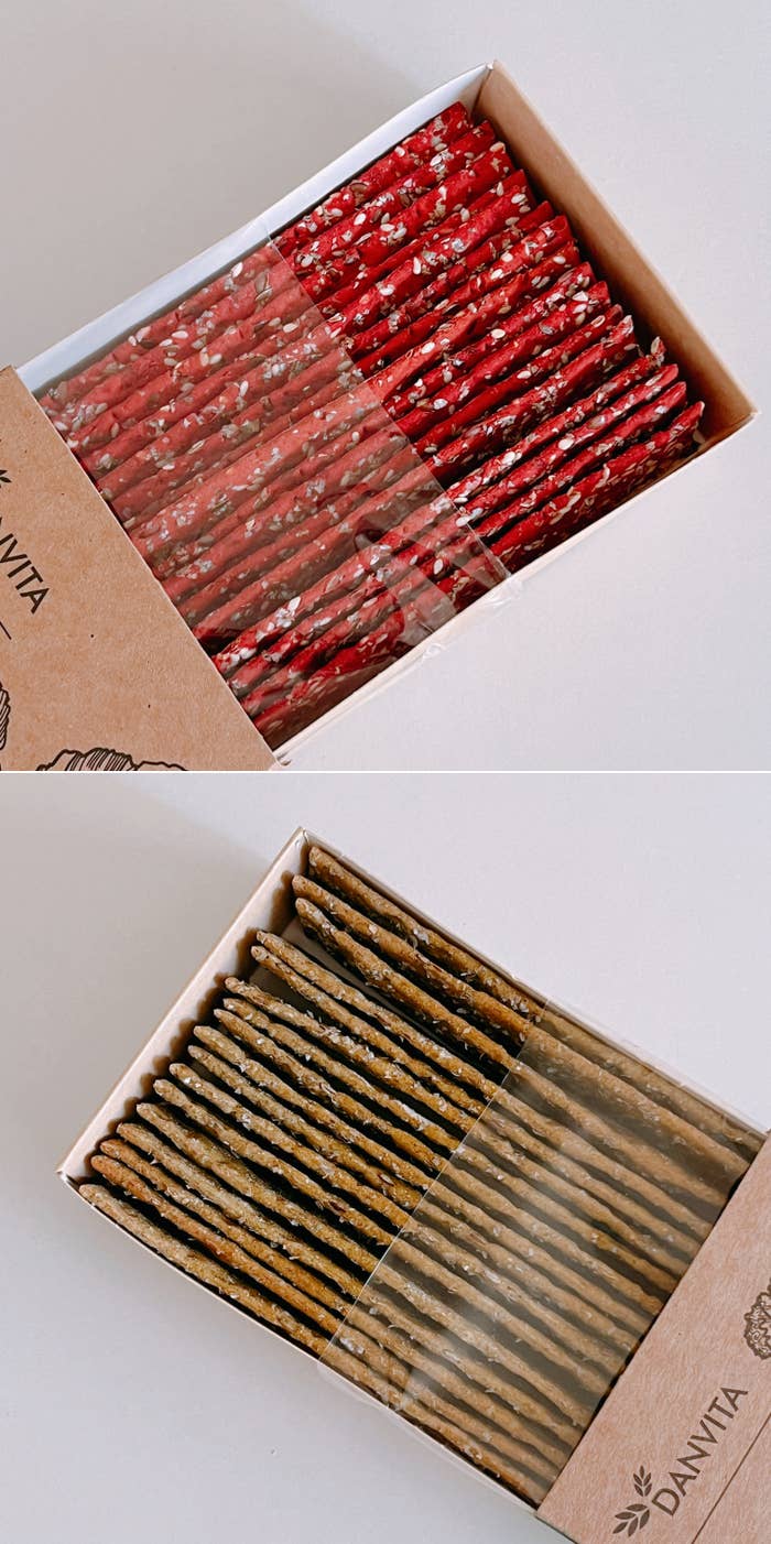 カルディのオススメフード「ダンヴィータ ビーツクラッカー」「ダンヴィータ ケールクラッカー」