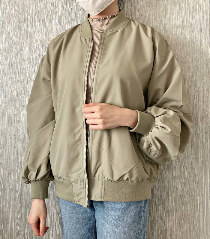 Honeys(ハニーズ)のおすすめジャケット「リブブルゾン」