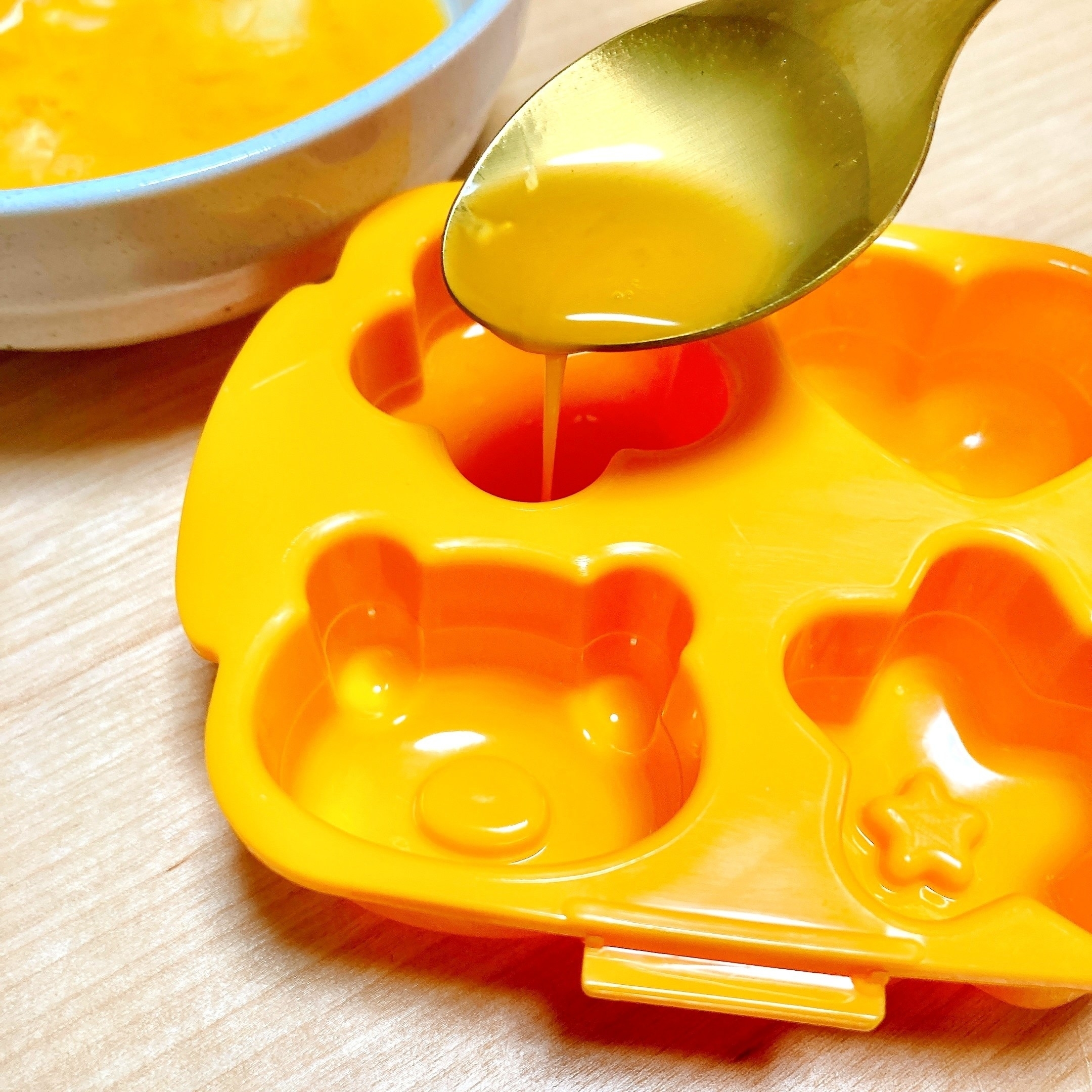 DAISO(ダイソー)の「レンジでミニ卵焼き」