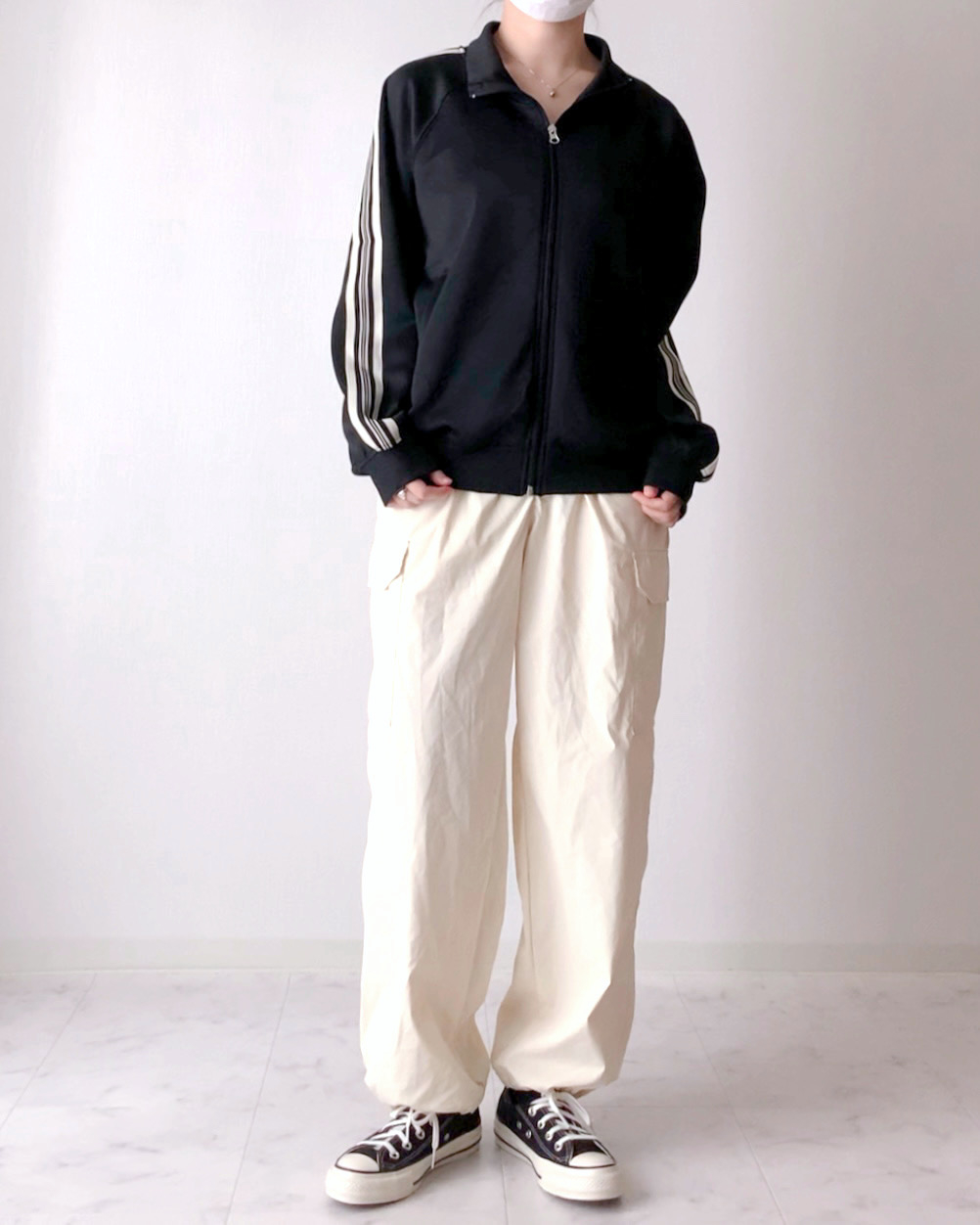 しまむらのオススメファッション「TPUダンボールトラックジャケット」