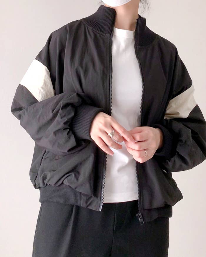 しまむらのおすすめブルゾン「ハイショクキリカエトラックBZ」