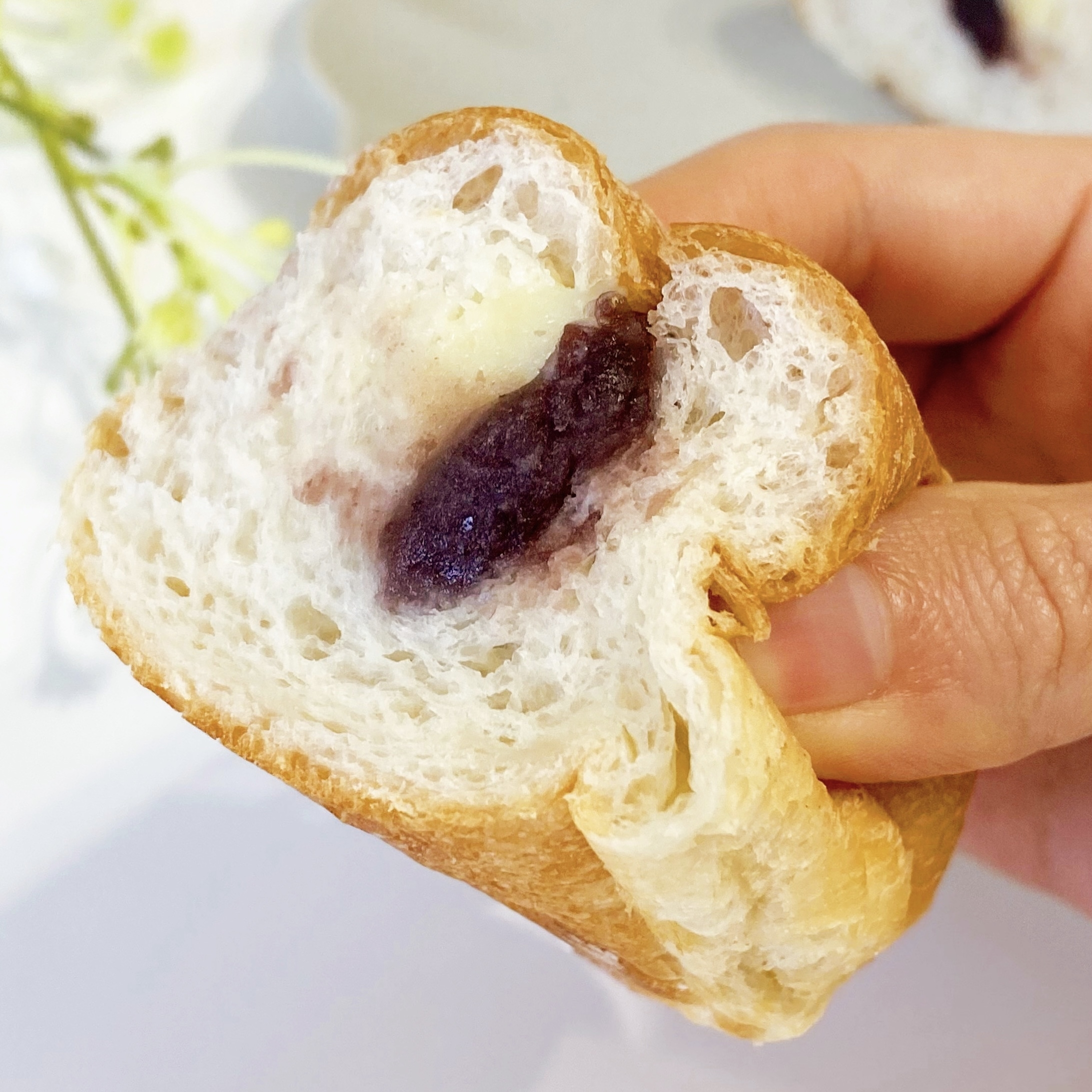 FamilyMart（ファミリーマート）の新商品「生フランスパン（あん＆マーガリン）」