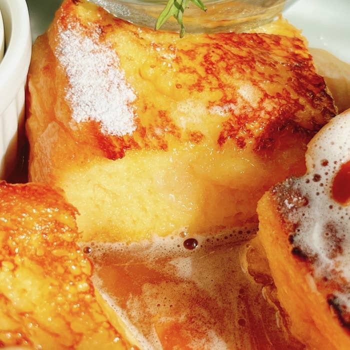 星乃珈琲店のおすすめモーニングメニュー「フレンチトースト」