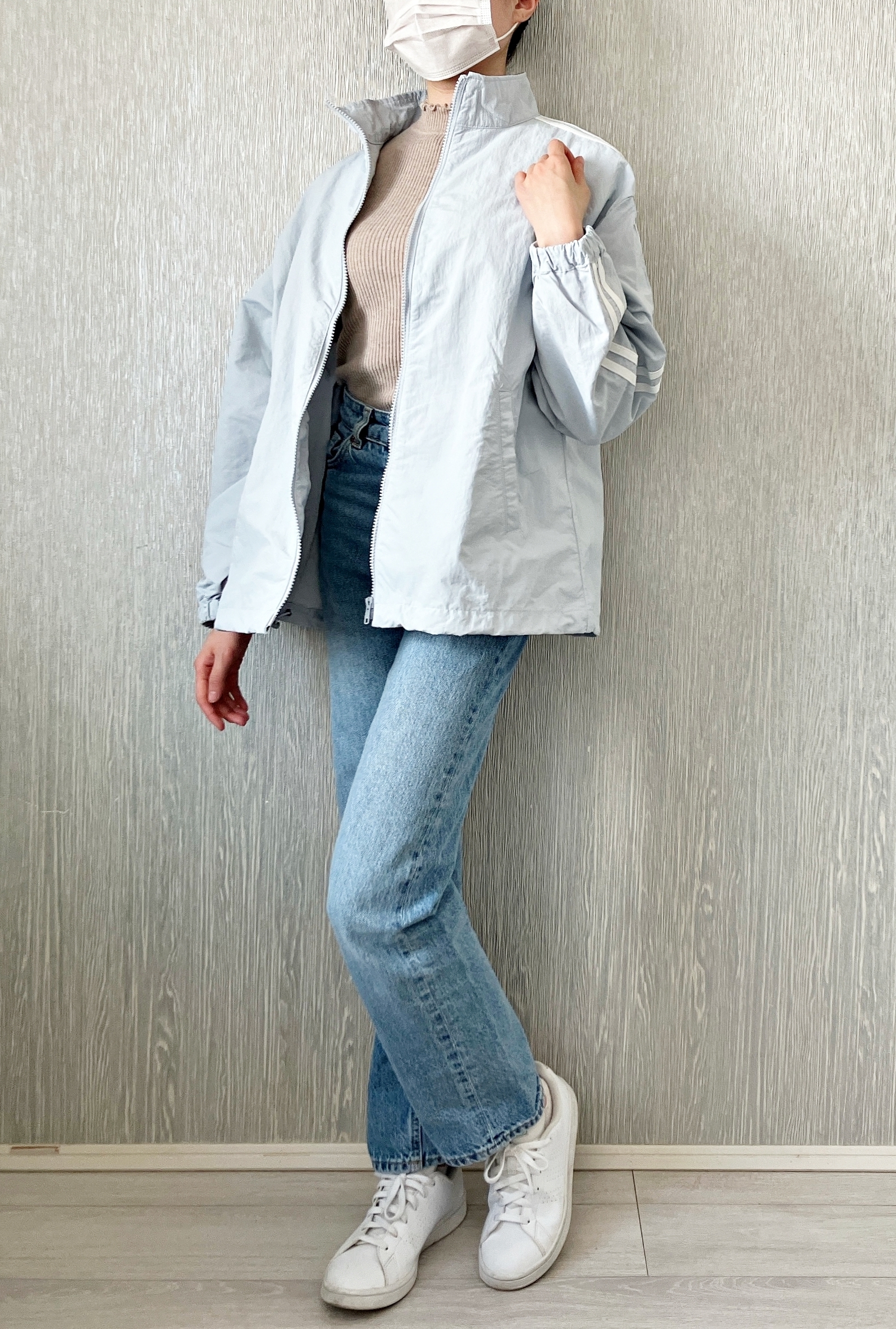 Honeys（ハニーズ）のおすすめアウター「ライン入りブルゾン」