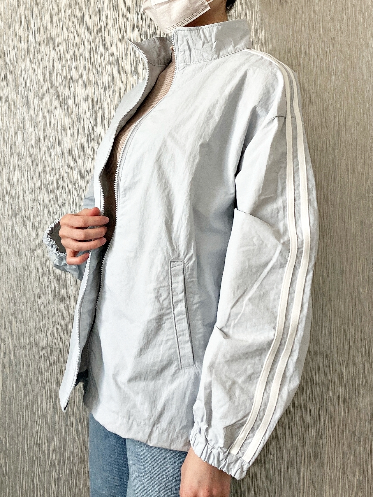 Honeys（ハニーズ）のおすすめアウター「ライン入りブルゾン」