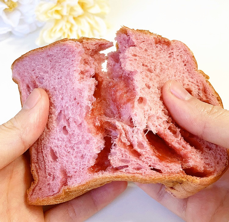 セブン-イレブンの新商品「いちご食パン 2枚入」