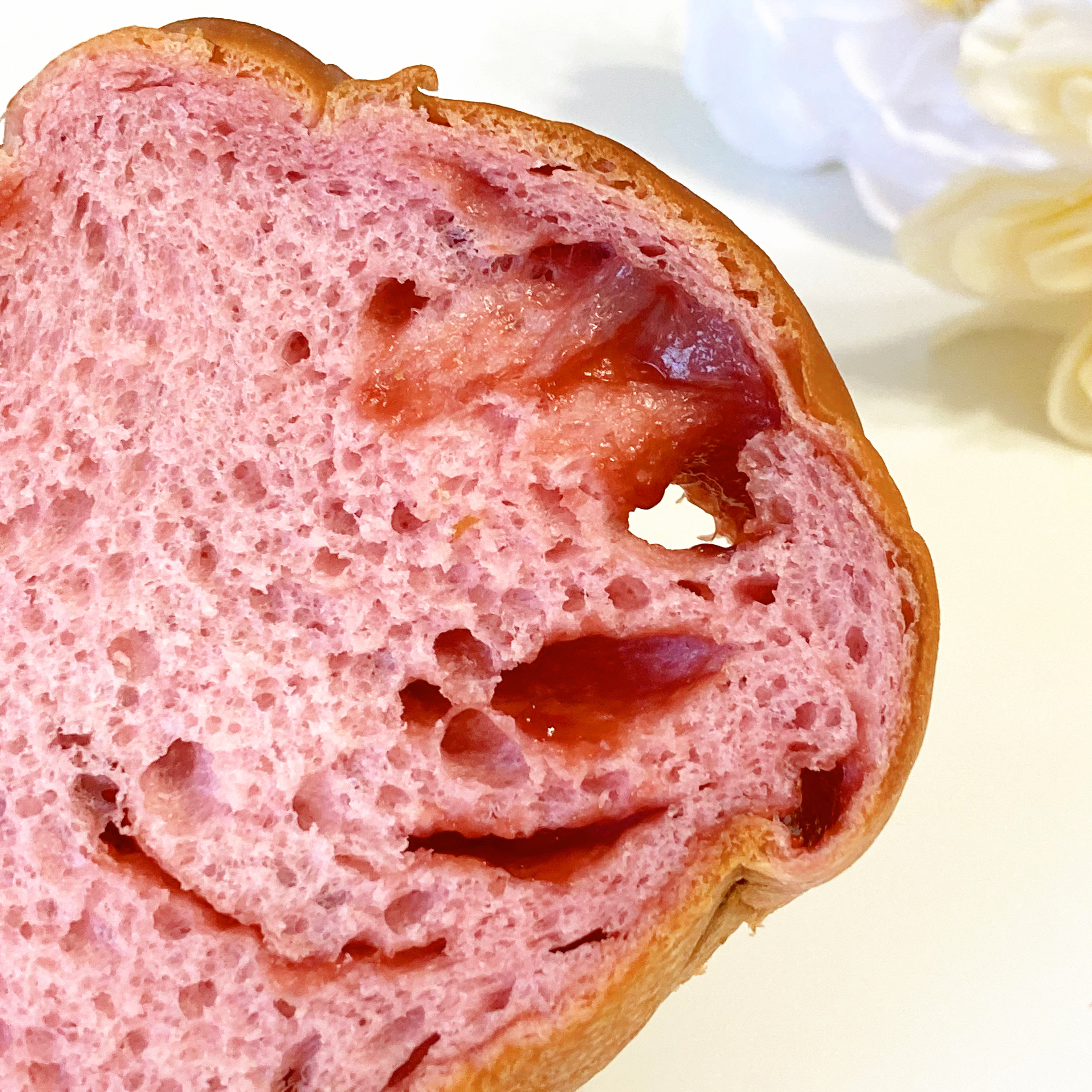 セブン-イレブンの新商品「いちご食パン 2枚入」