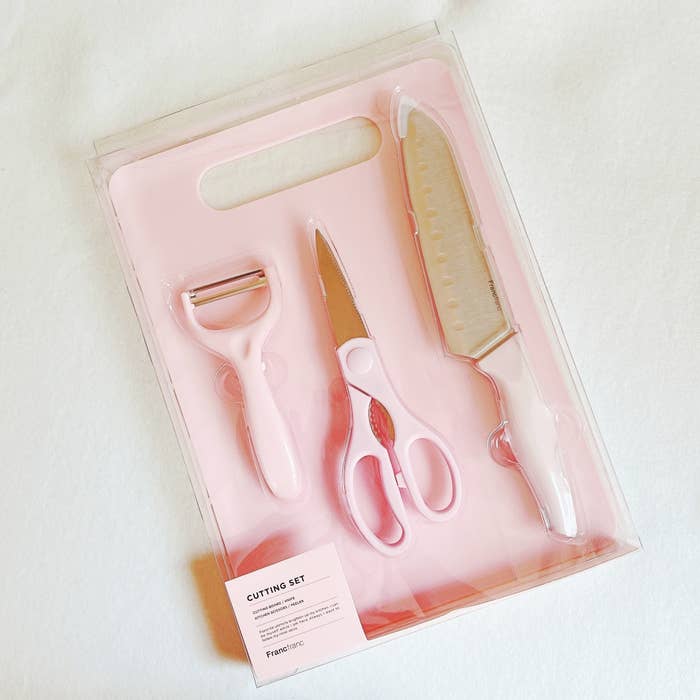 フランフランのオススメキッチングッズ「カッティングセット (4点セット) ピンク」