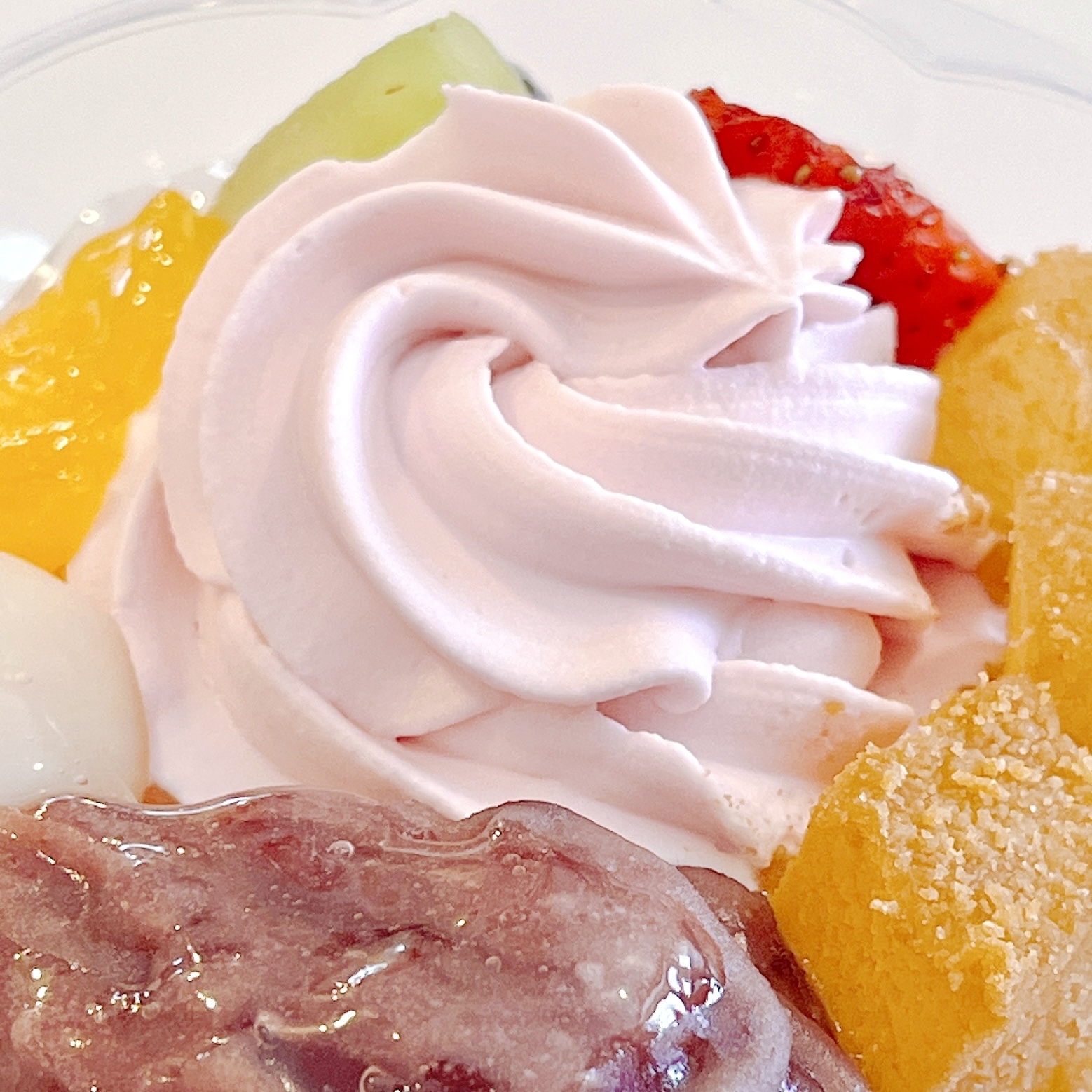 コージーコーナーのおすすめスイーツ「お花見あんみつパルフェ」