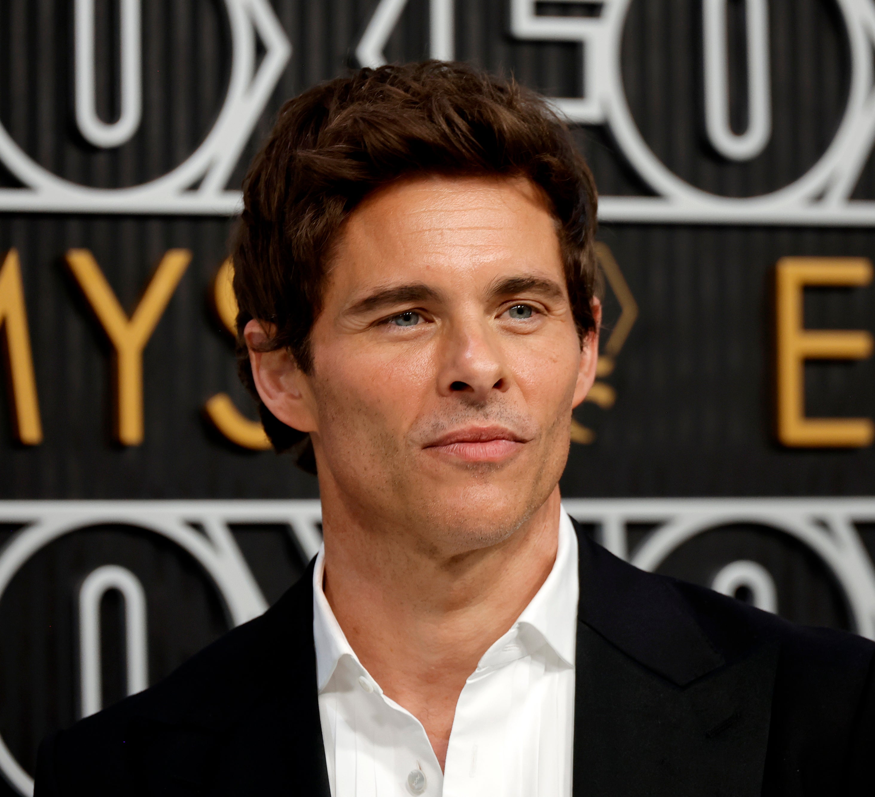 James Marsden wearing a classic suit on the Emmys red carpet