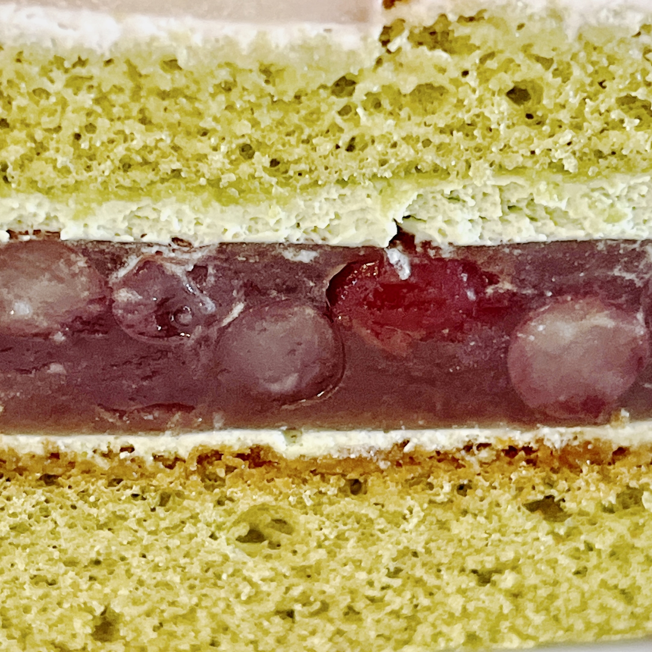 コージーコーナーのおすすめスイーツ「抹茶と苺の水ようかんケーキ」