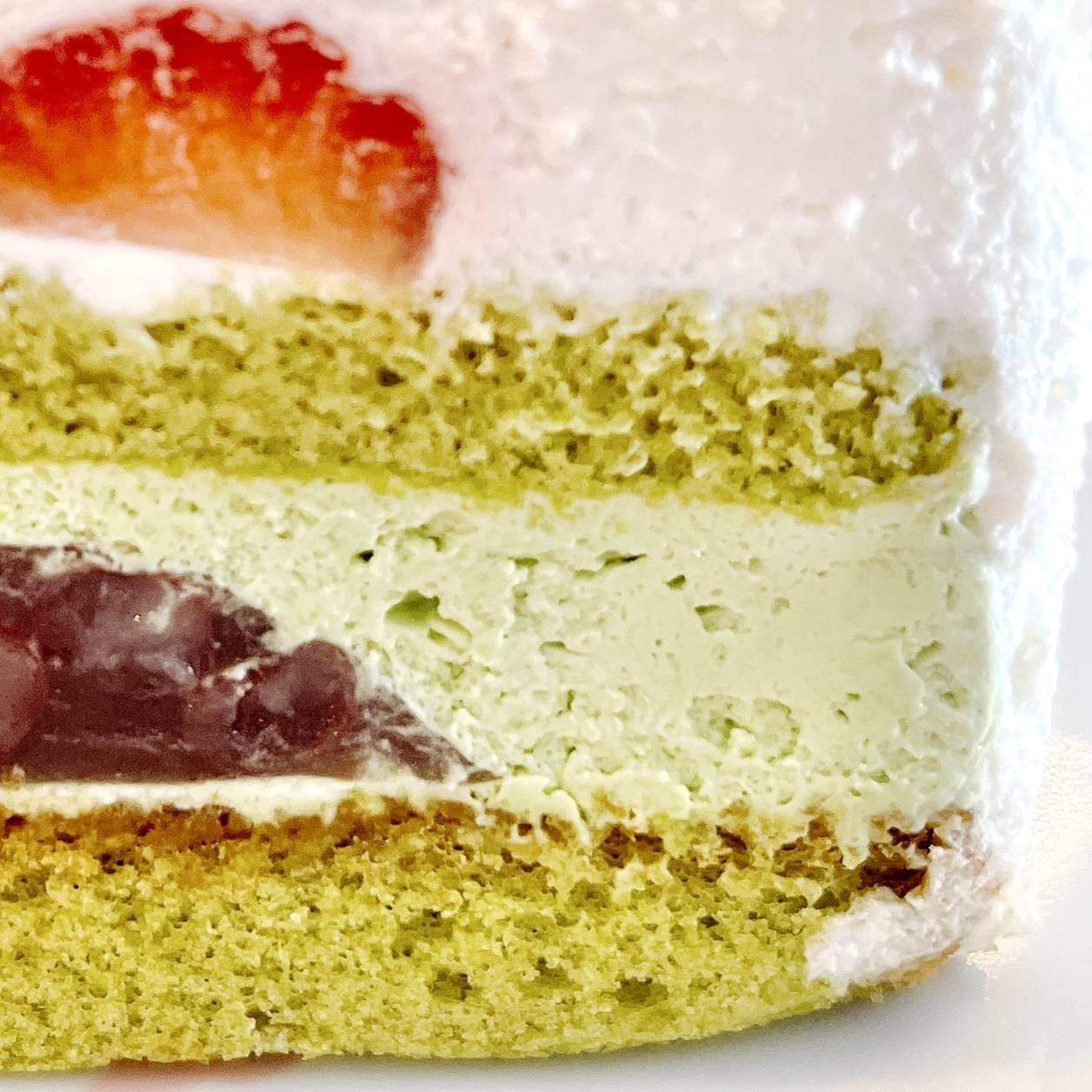 コージーコーナーのおすすめスイーツ「抹茶と苺の水ようかんケーキ」