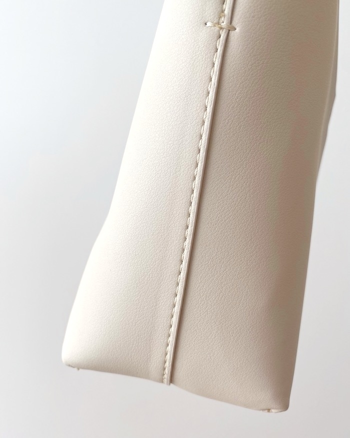 ZARAのおすすめアイテム「ミニトートバッグ」