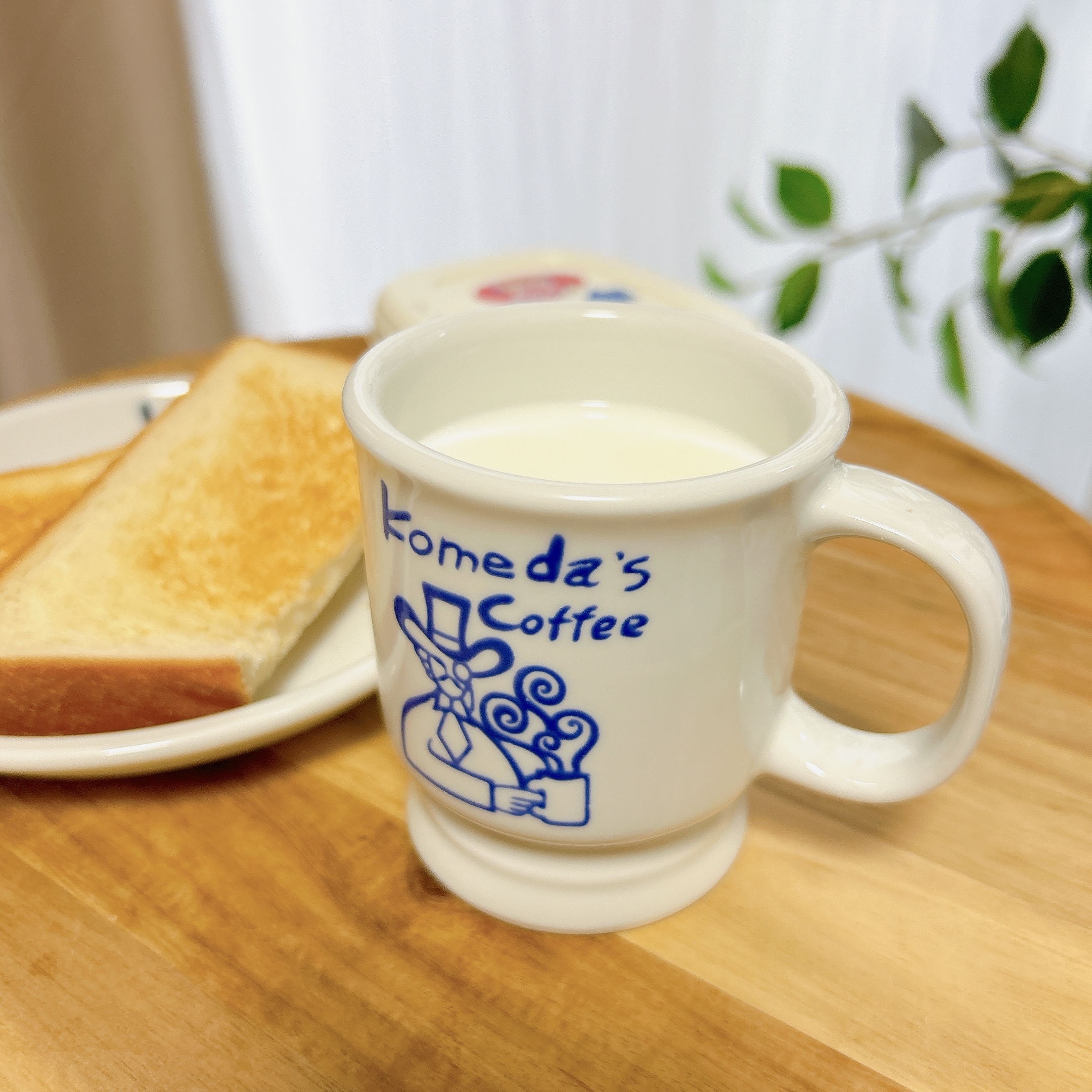 コメダ珈琲店のおすすめ雑貨「コーヒーカップ&ソーサー」