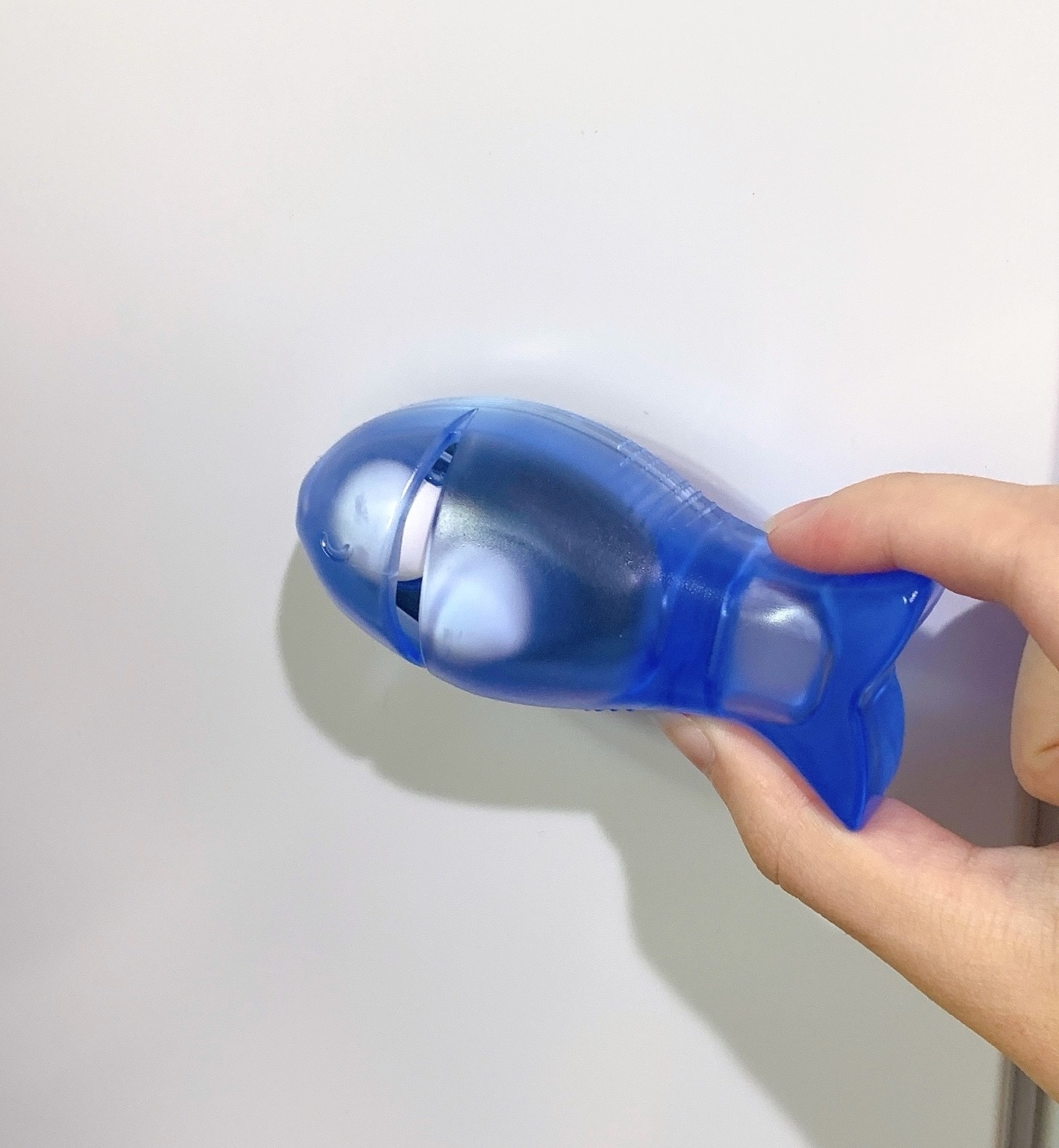 ニトリのオススメキッチン雑貨「包丁研ぎ お魚 BL」