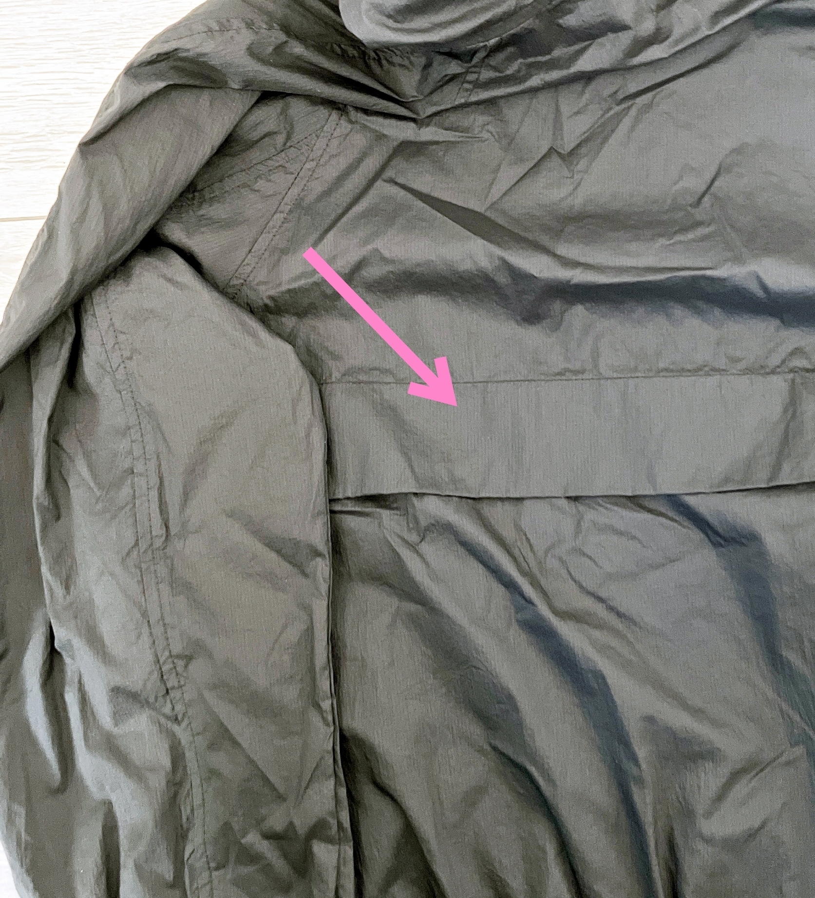 GU（ジーユー）のおすすめボトムス「UVカットシアーブルゾン」