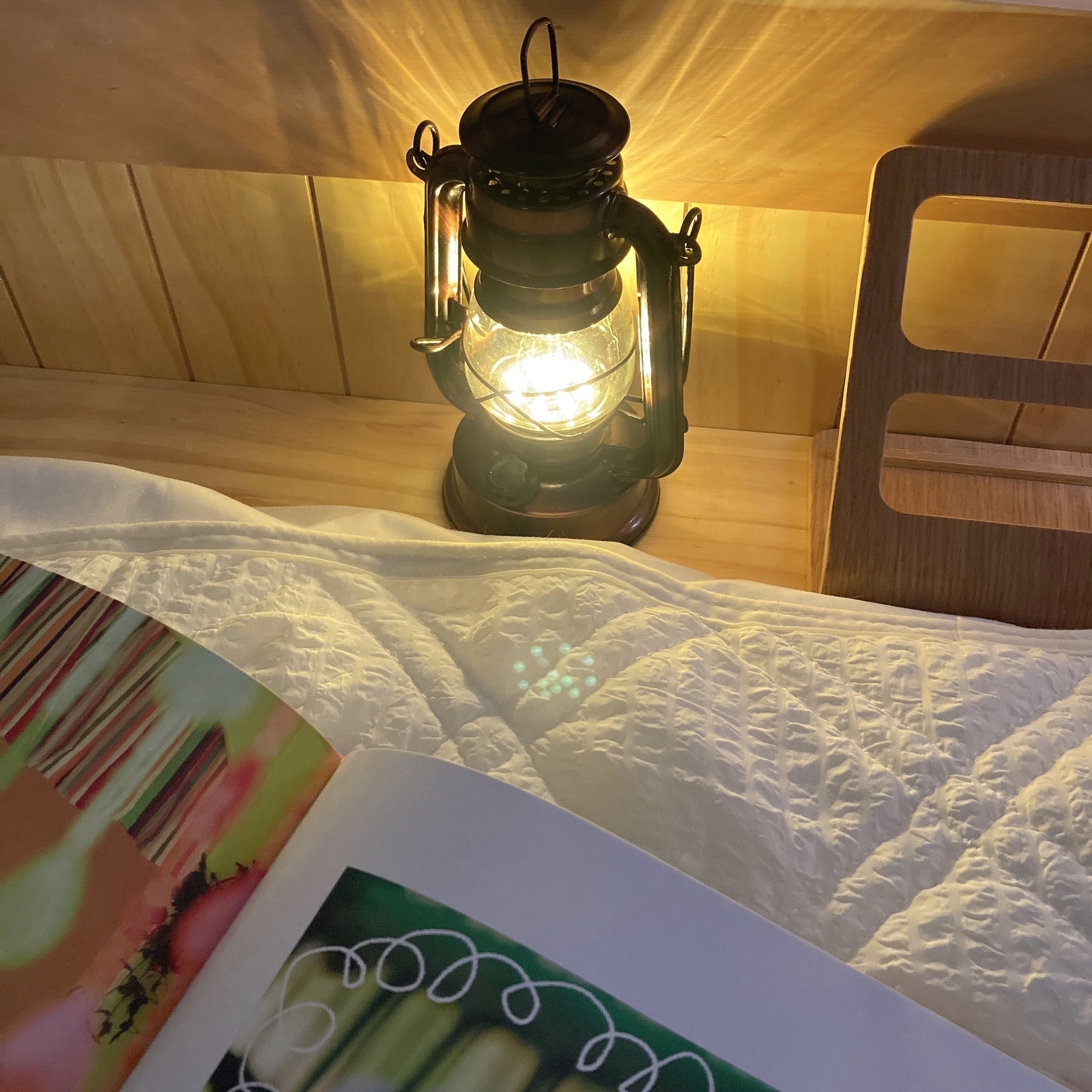 salut!(サリュ)のおすすめアンティーク風インテリア雑貨「アンティークLEDランタン」