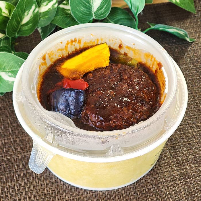 LAWSON(ローソン)のおすすめフード「煮込ジューシーハンバーグごはん」