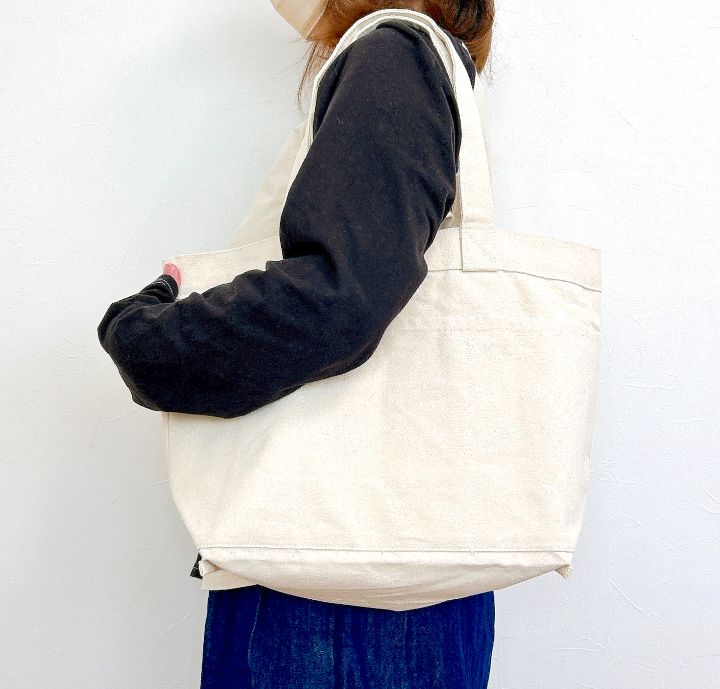 無印良品のおすすめ大容量バッグ「帆布 横型トートバッグ」