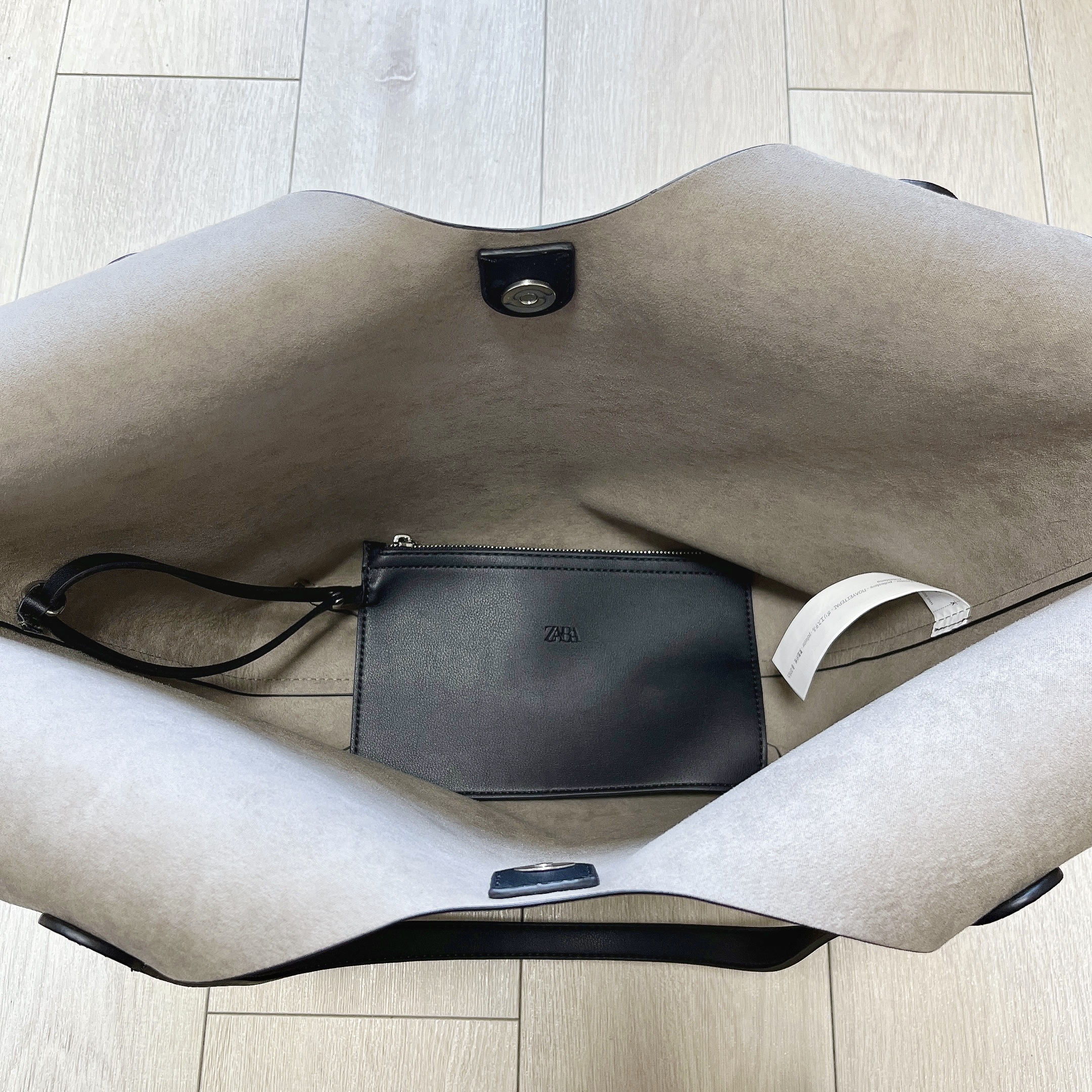 ZARAのおすすめファッショングッズ「トートバッグ」